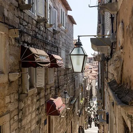 Old Town Apartment