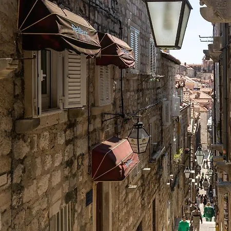 Old Town Apartment